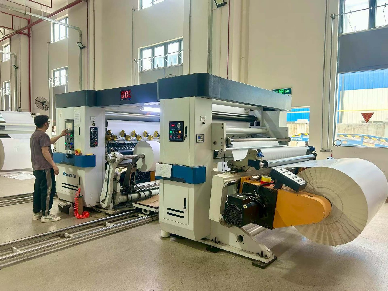 Label manufacturer capacity